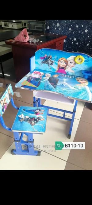 Kids Table - thumbnail 2