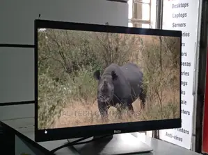 Dell Monitor Edge to Edge 24inches ( Resolution)