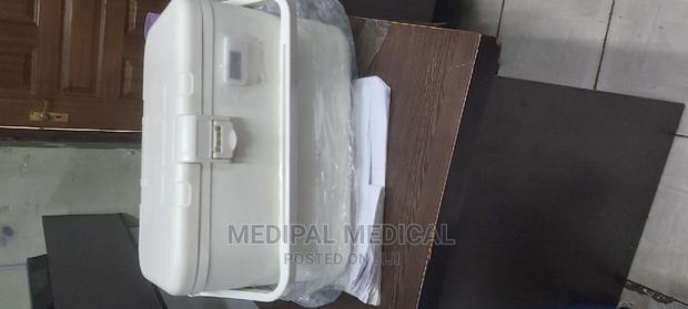 Vaccine Carrier - main view