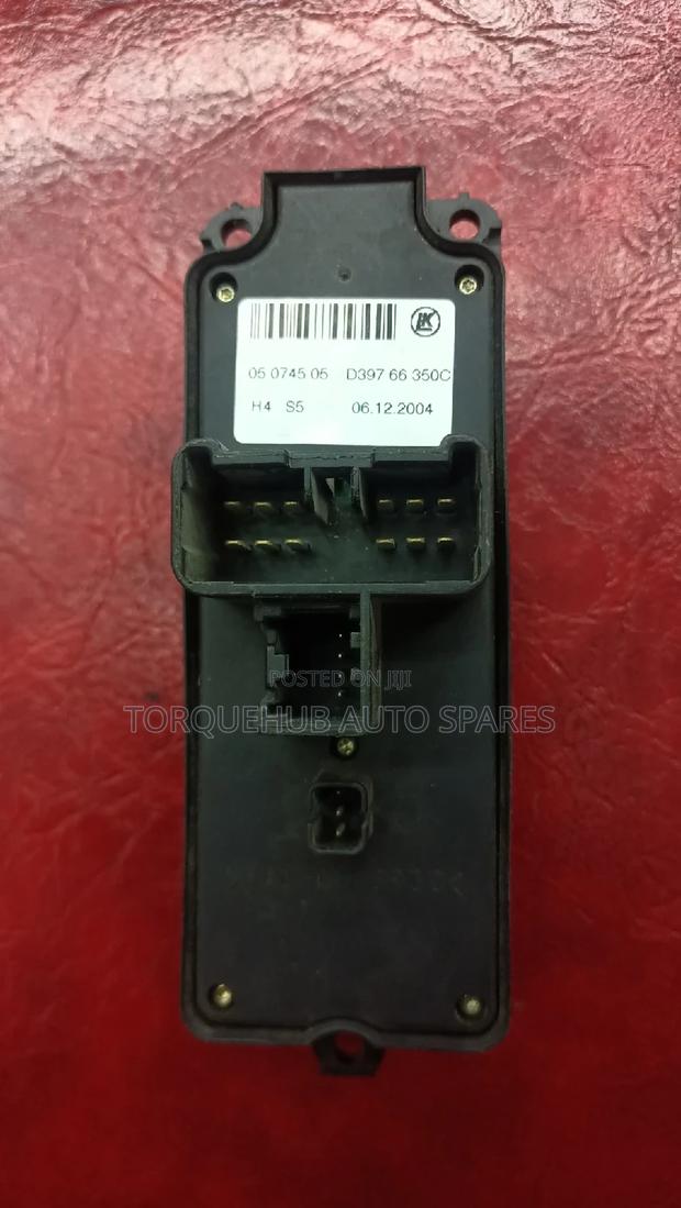 Power Window Switch Mazda Demio 2002 - thumbnail 2