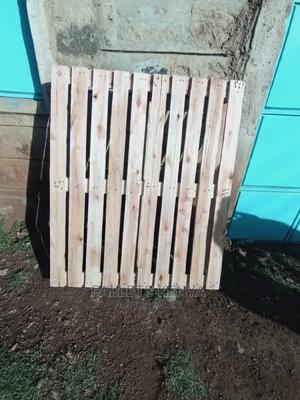 Wood Pallets - 3 by 4 Ft/ 100 by 120cms - thumbnail 2