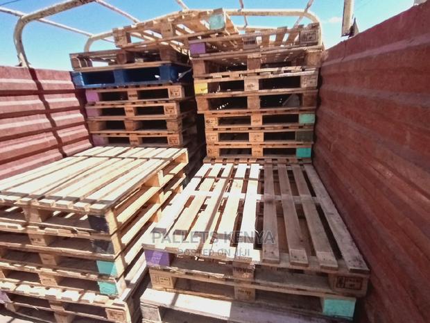 Wooden Pallets -001