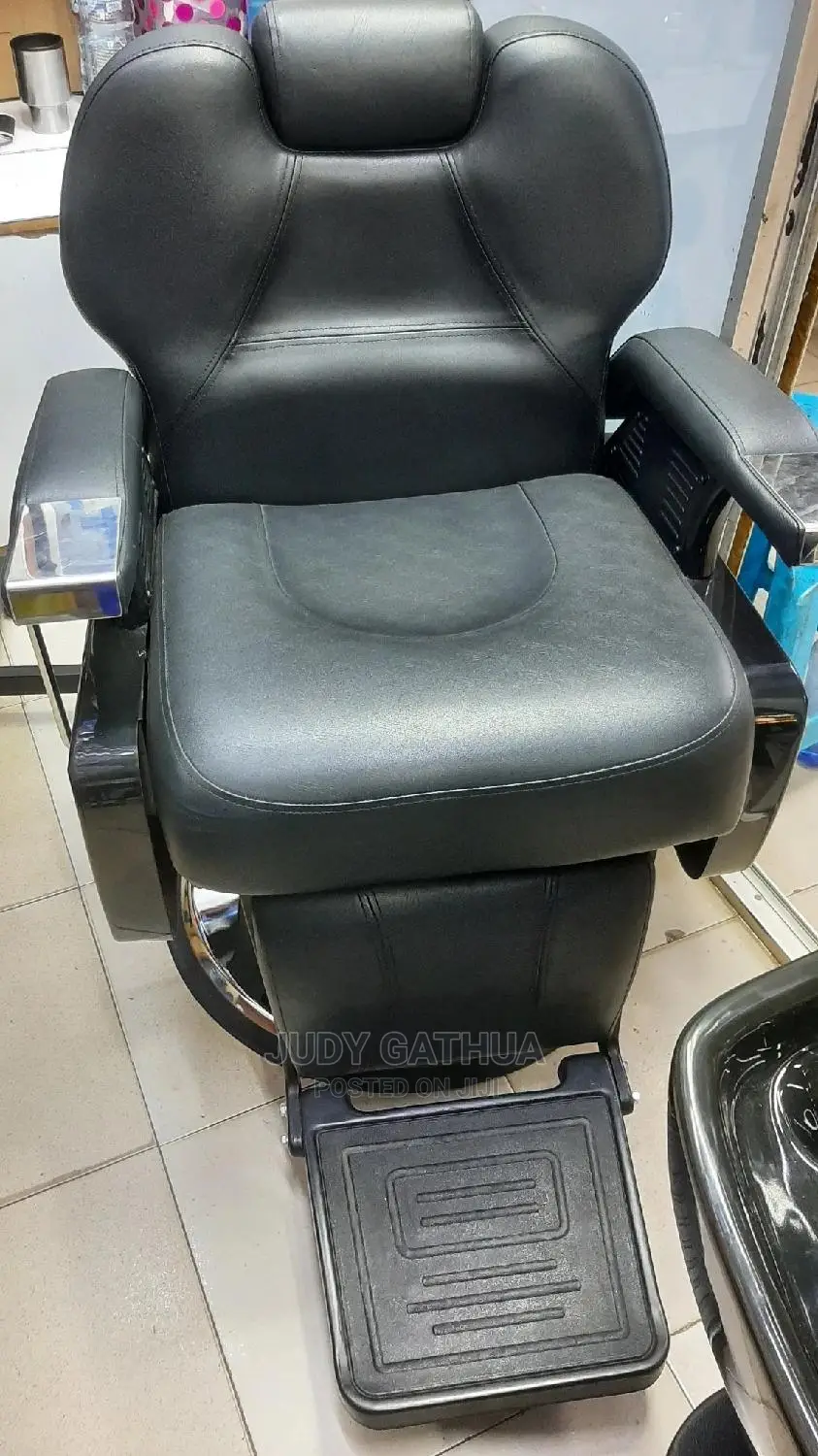Imported Saloon Chair
