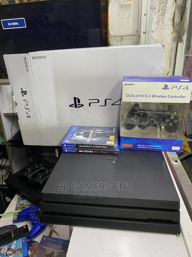 Play Station 4, 1TB , Just Like New - main view
