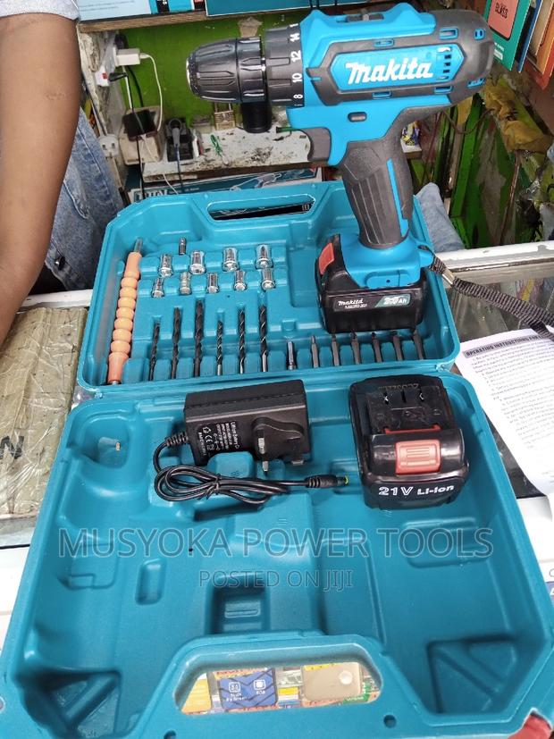 21v Makita Drill