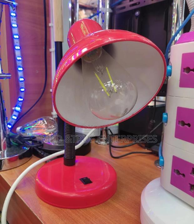 Reading Lamp - main view