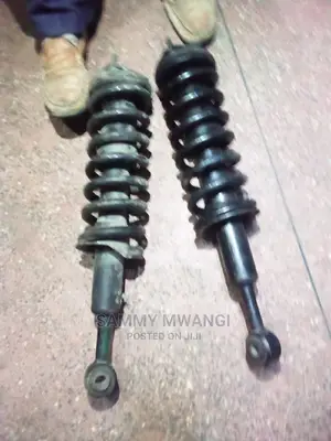 Toyota Hillux Front Complete Shocks