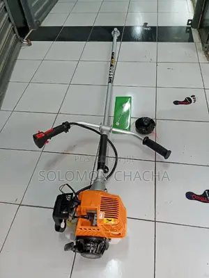 Dera 4 Stroke Brush Cutter