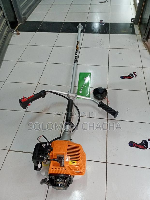 Dera 4 Stroke Brush Cutter - thumbnail 2