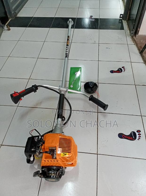 Dera 4 Stroke Brush Cutter - thumbnail 4