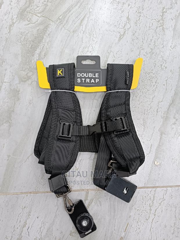 Universal Doublestrap for Cameras