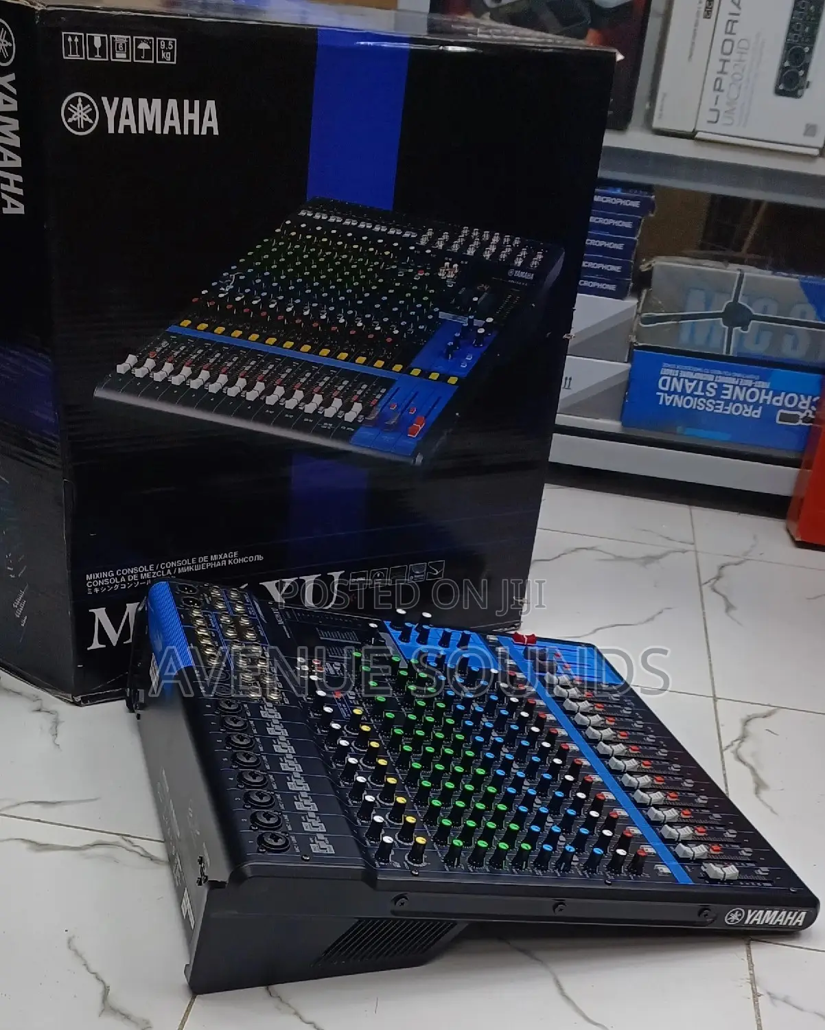 Yamaha MG16XU 16-Input 6-Bus Mixer With Effects