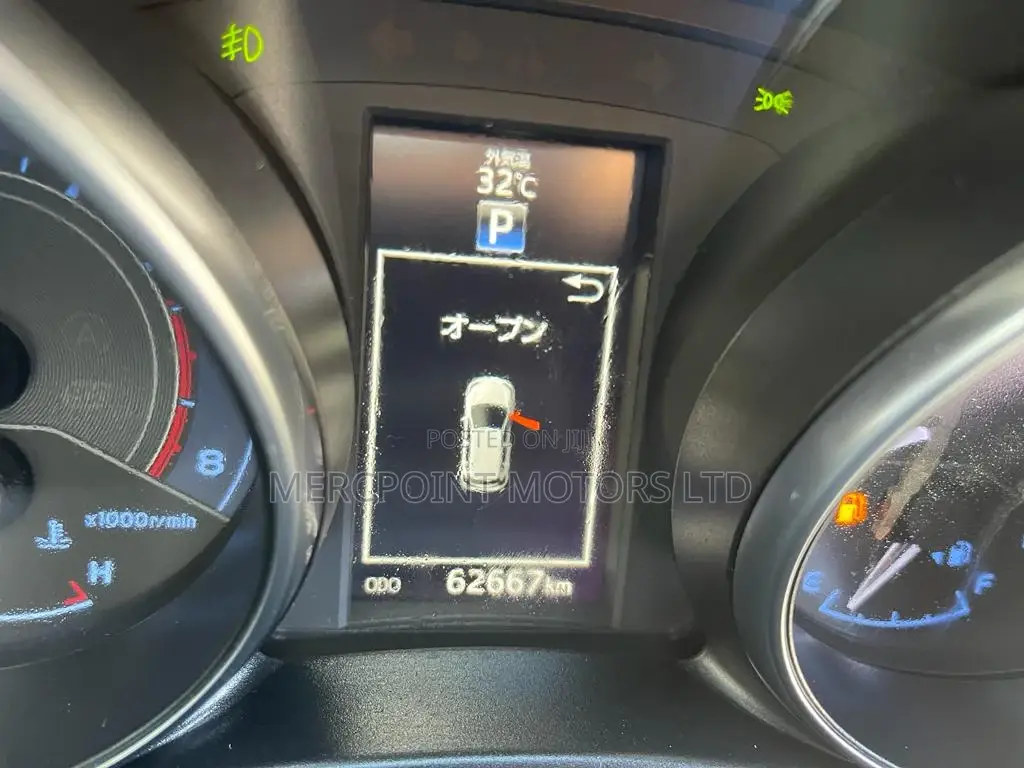 Toyota Auris 2015 Black