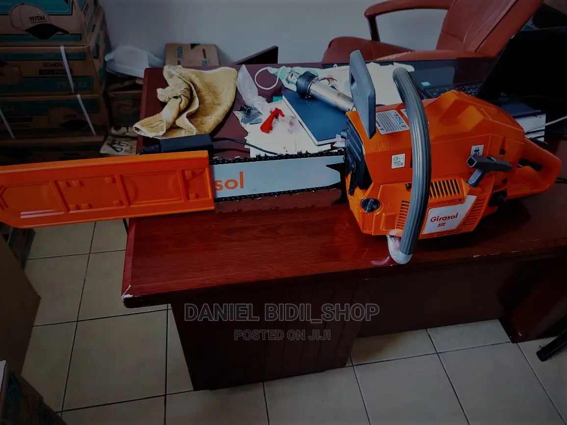 Gasoline Chain Saw 24" GIRASOL
