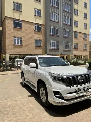 Toyota Land Cruiser Prado 2011 White