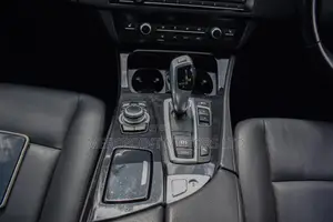 BMW 520i 2015 Gray