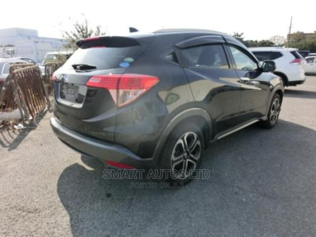 Honda Vezel 2015 Black - thumbnail 6