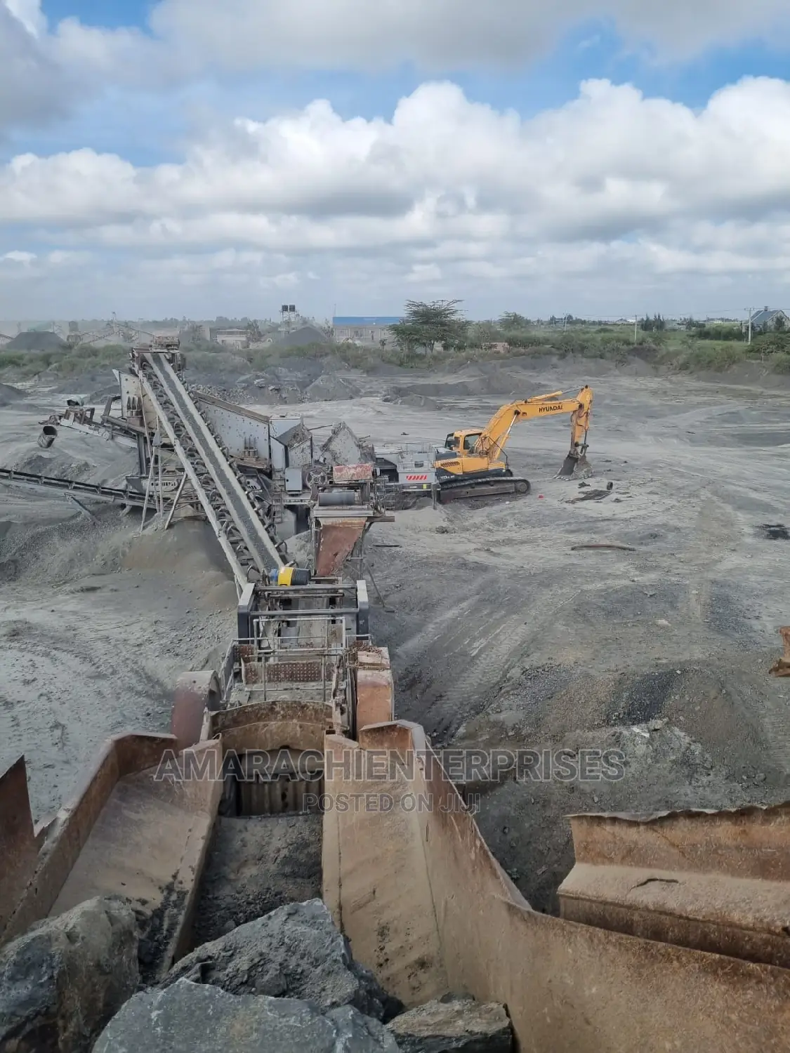 Excavators Wheelloaders Cranes Forklifts