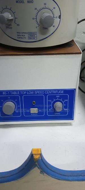 Table Top Centrifuge - thumbnail 2