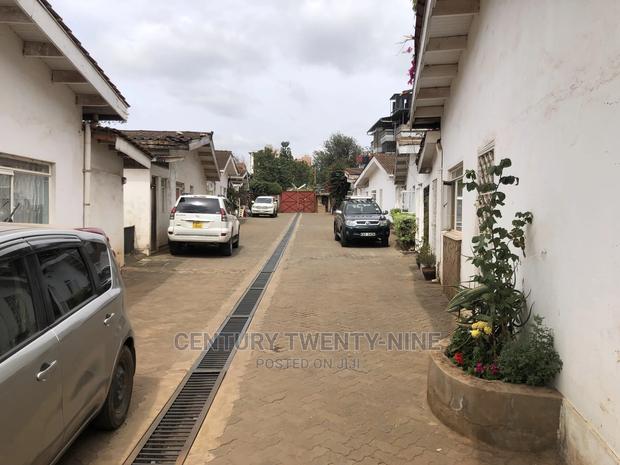 5th Parklands Estate - main view