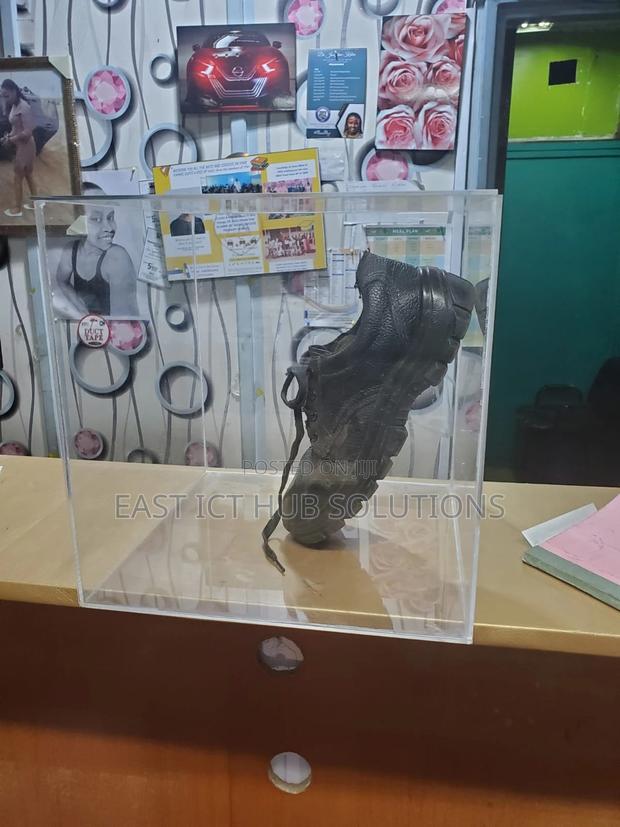 Better Display Cases Acrylic Soccer Ball Display Case - thumbnail 5