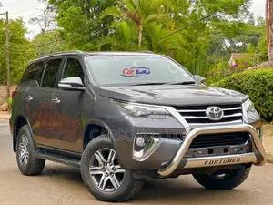 Toyota Fortuner 2016 Gray