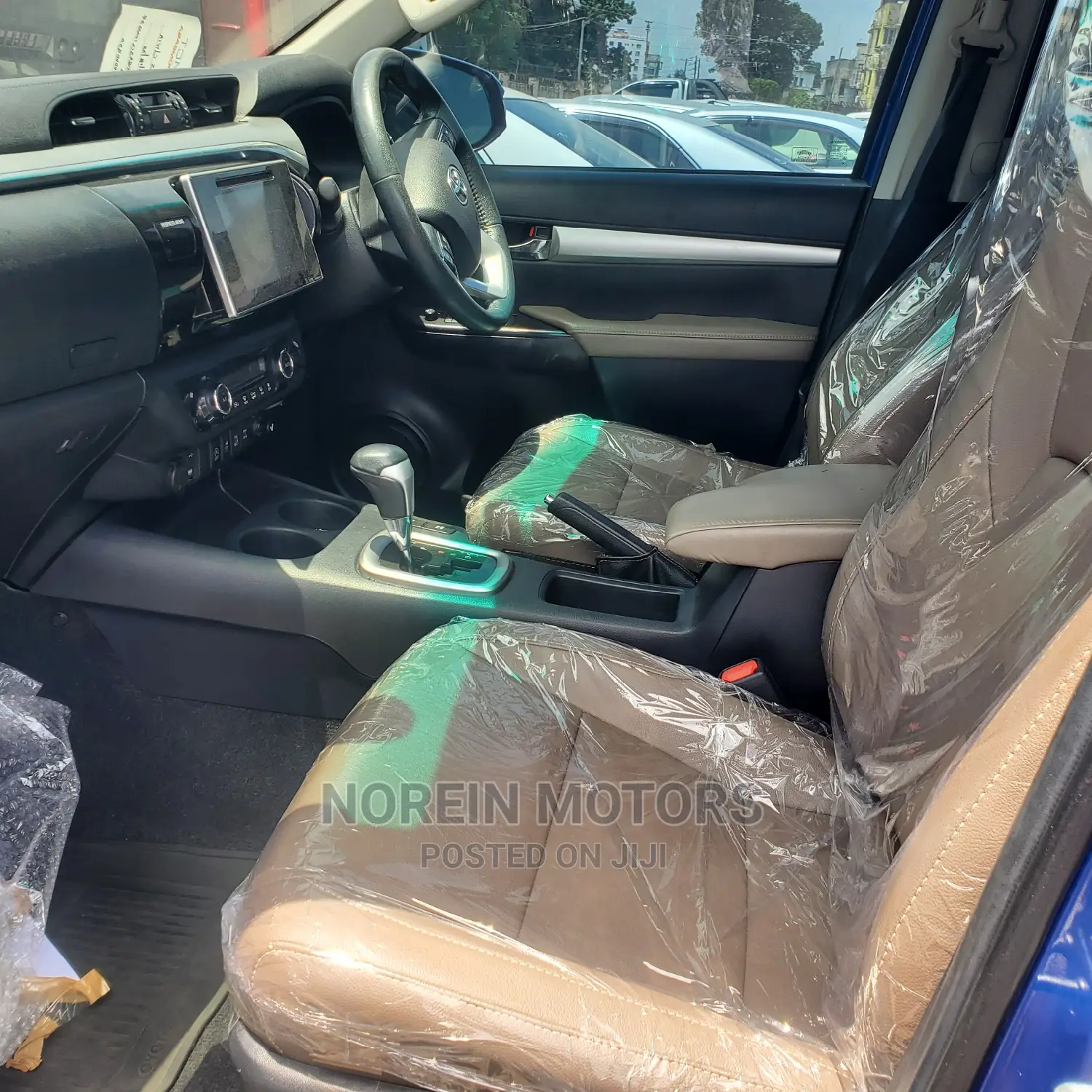 Toyota Hilux 2016 Blue