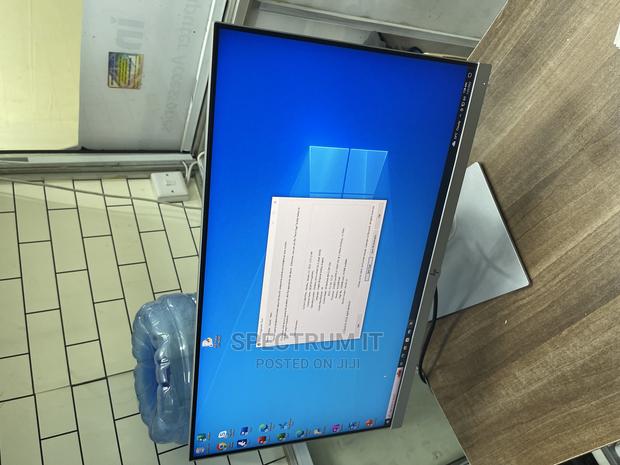 Desktop Computer HP EliteDesk 800 G3 8GB Intel Core I5 HDD 500GB - main view