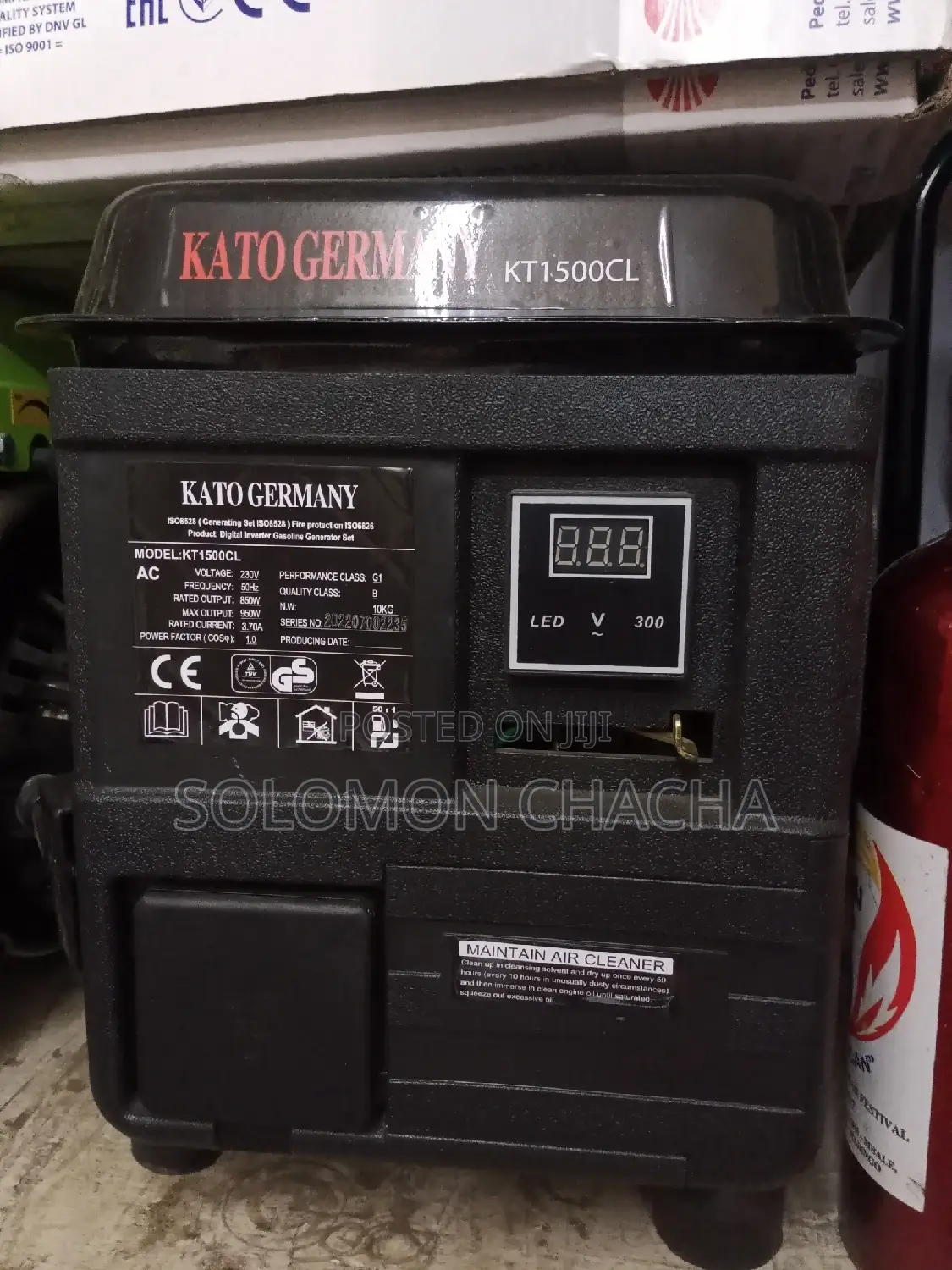 Kato Germany 750W Gasoline Generator