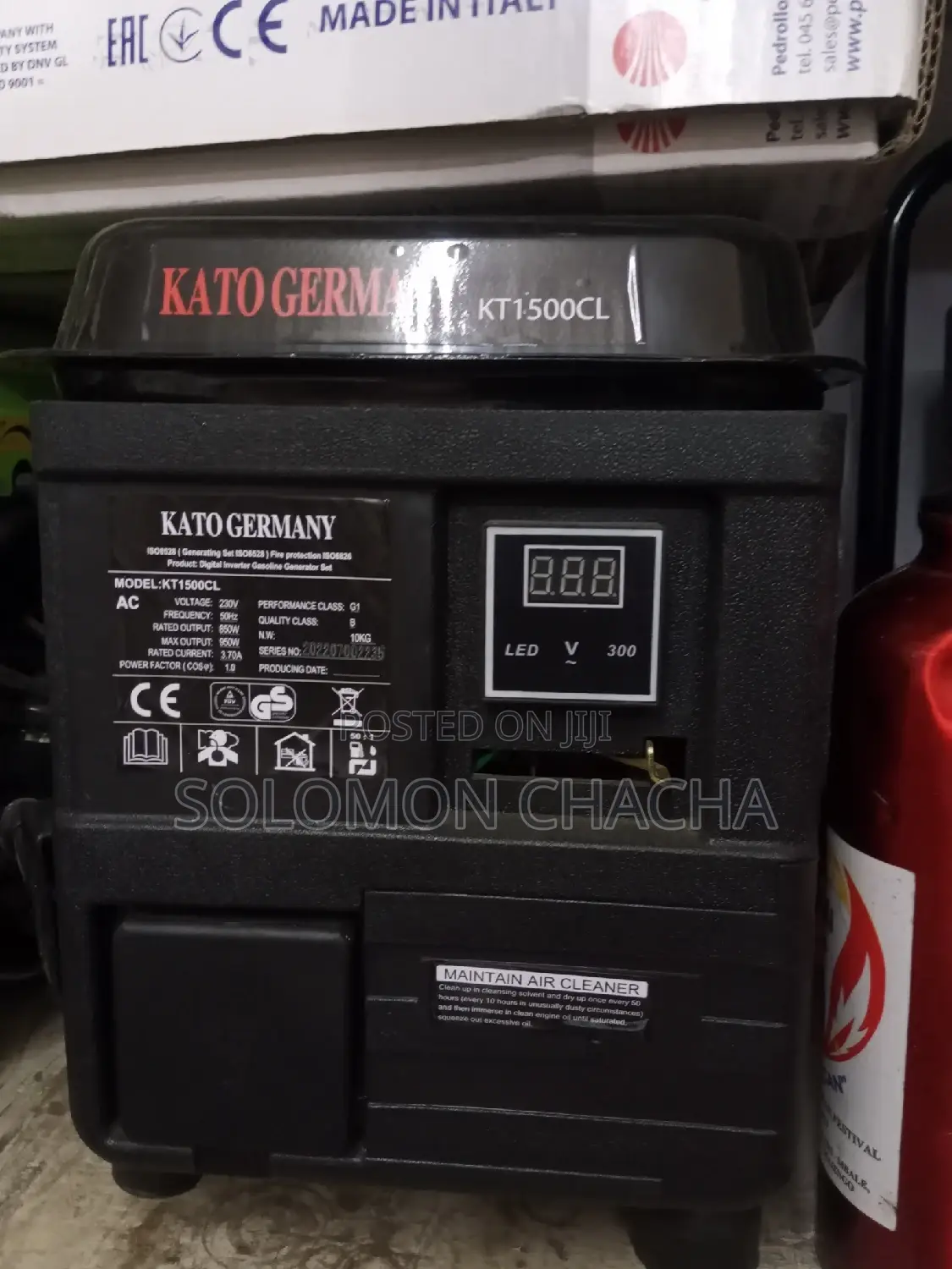 Kato Germany 750W Gasoline Generator