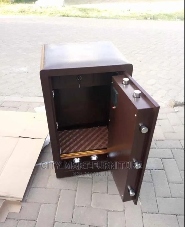 Safe Box Available - main view