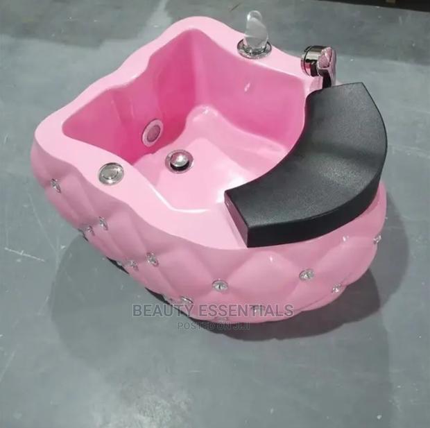 Jakuzi/ Spa - main view