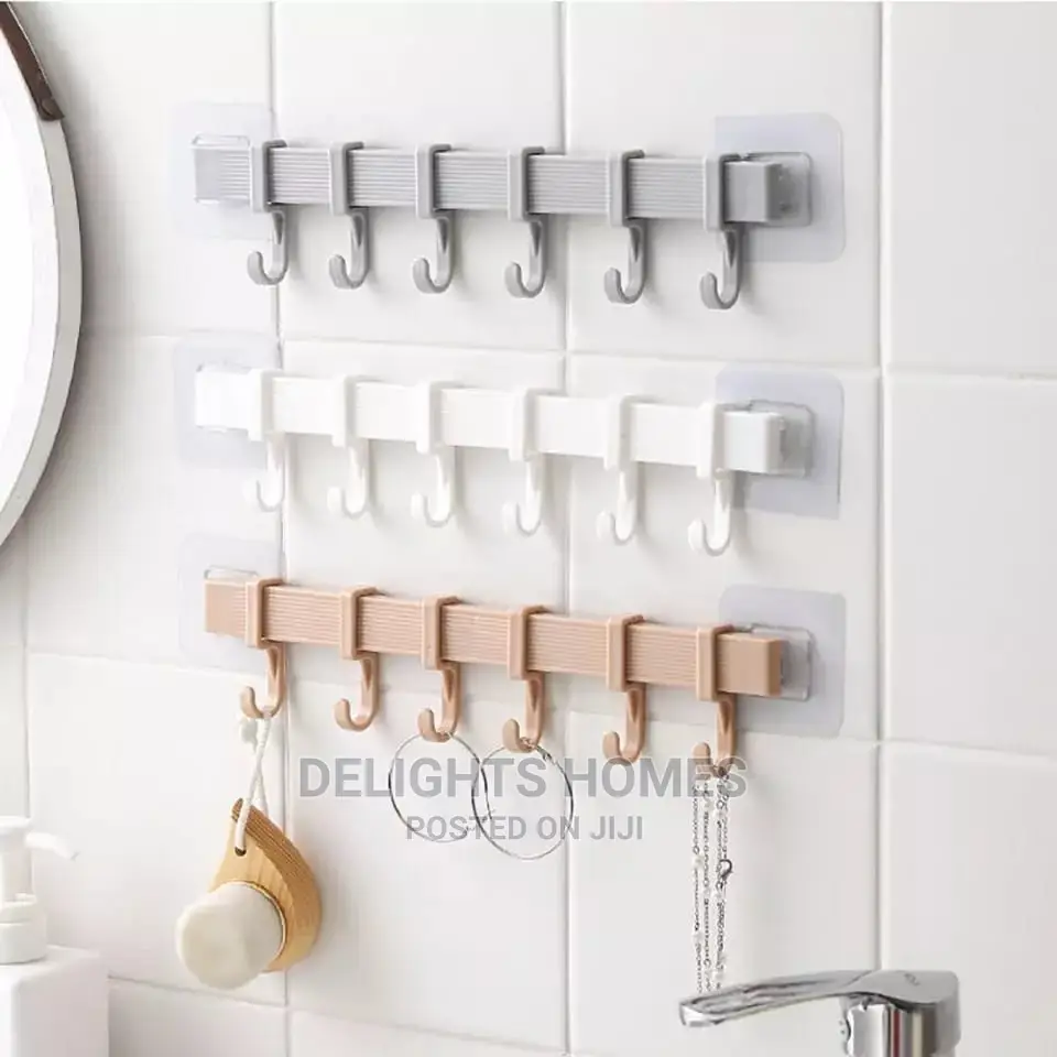 *Punch Free 6 Hook Wall Hanger