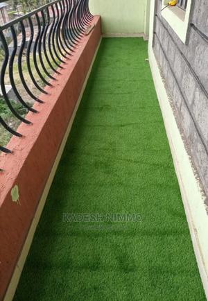 Balcony Well Fitted Artificial Grass Carpet - thumbnail 2
