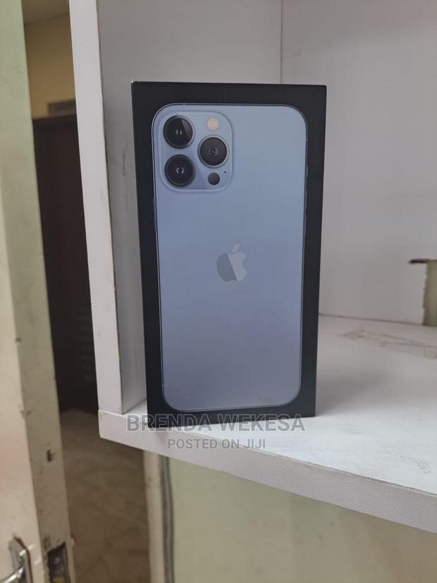 New Apple iPhone 13 Pro Max 256 GB Blue - main view