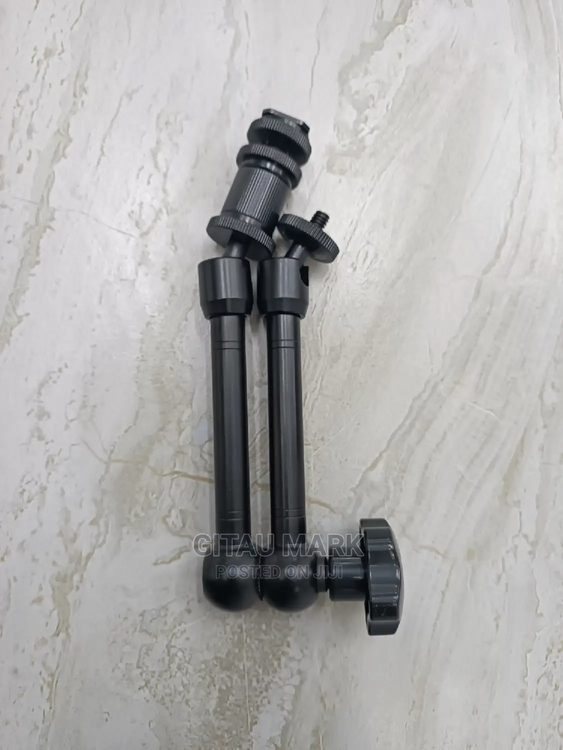 Universal Magic Arm
