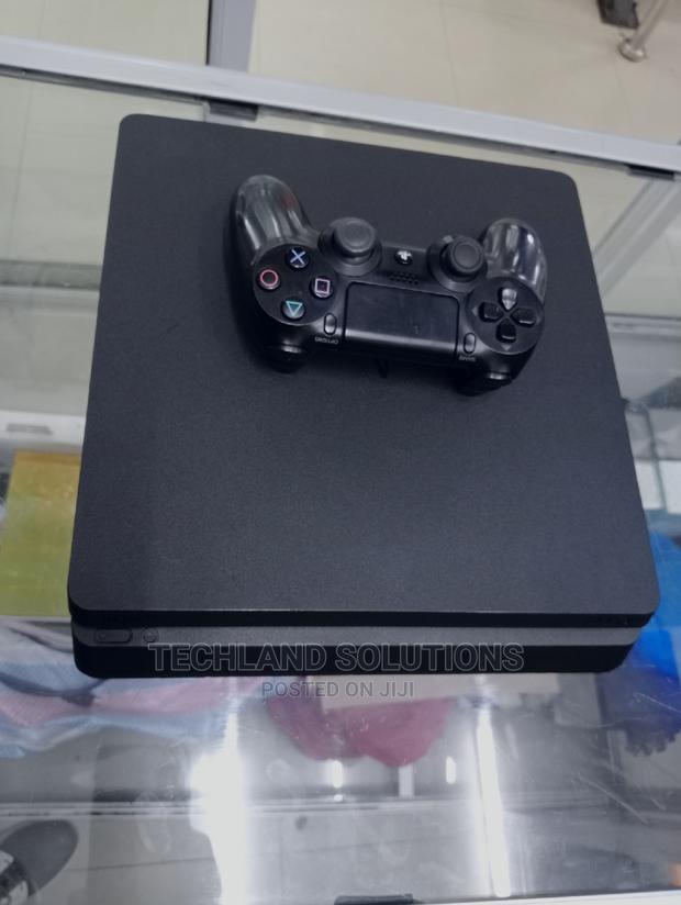 Charcoal Black Playstation 4 Slim - main view