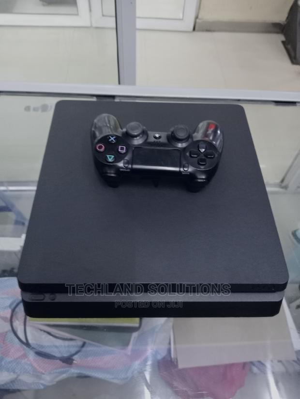 Charcoal Black Playstation 4 Slim - thumbnail 4