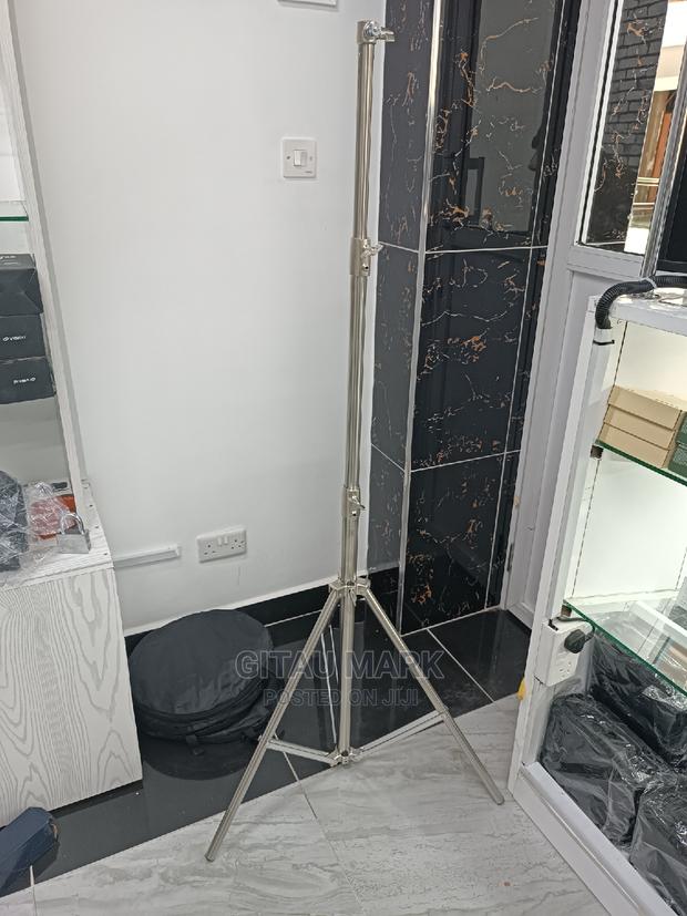 2.8m Heavy Duty Stainless Steel Spring Cushioned Light Stand - thumbnail 2
