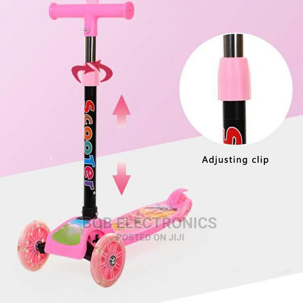 Kids Foldable And Adjustable Scooters - thumbnail 4
