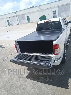 Hard Tri Fold Bed Cover for Dodge and in Stock