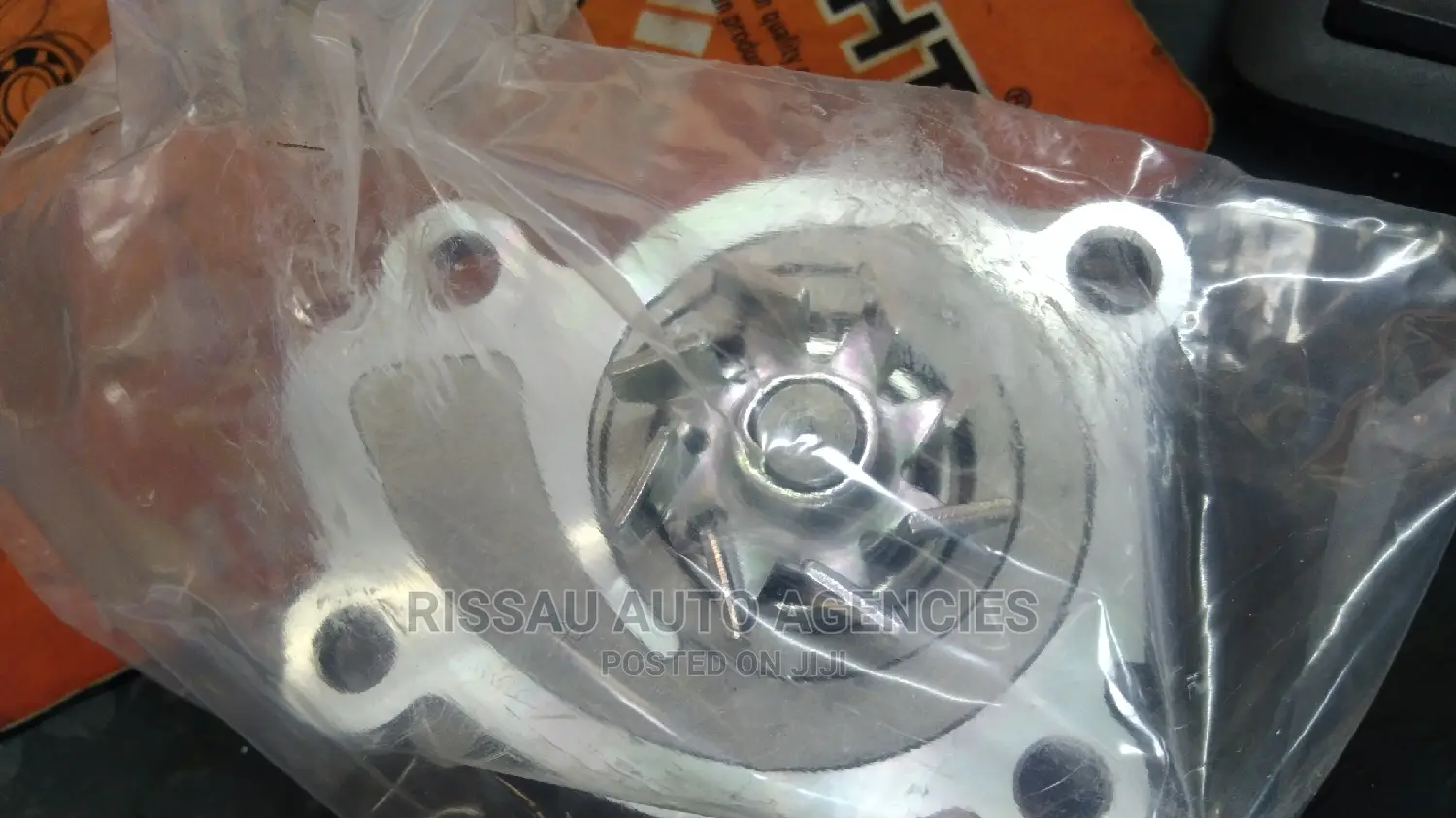 Nissan Hr15 Engine GDDB Water Pump.