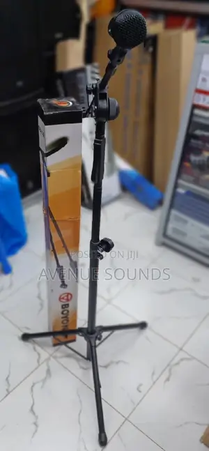Boyong Microphone Stand