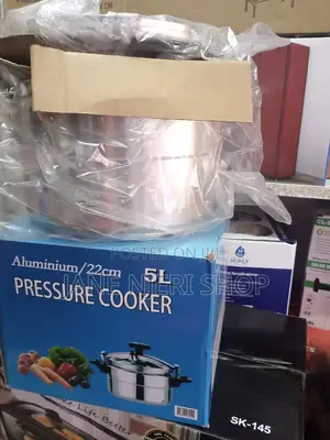 5 Liters Pressure Cooker