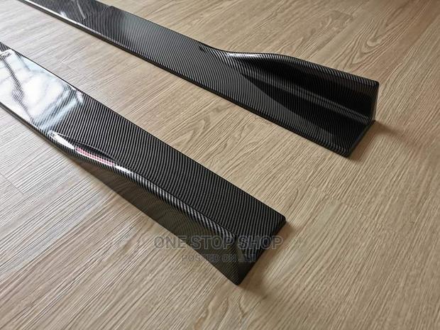 Carbon Black Side Skirt