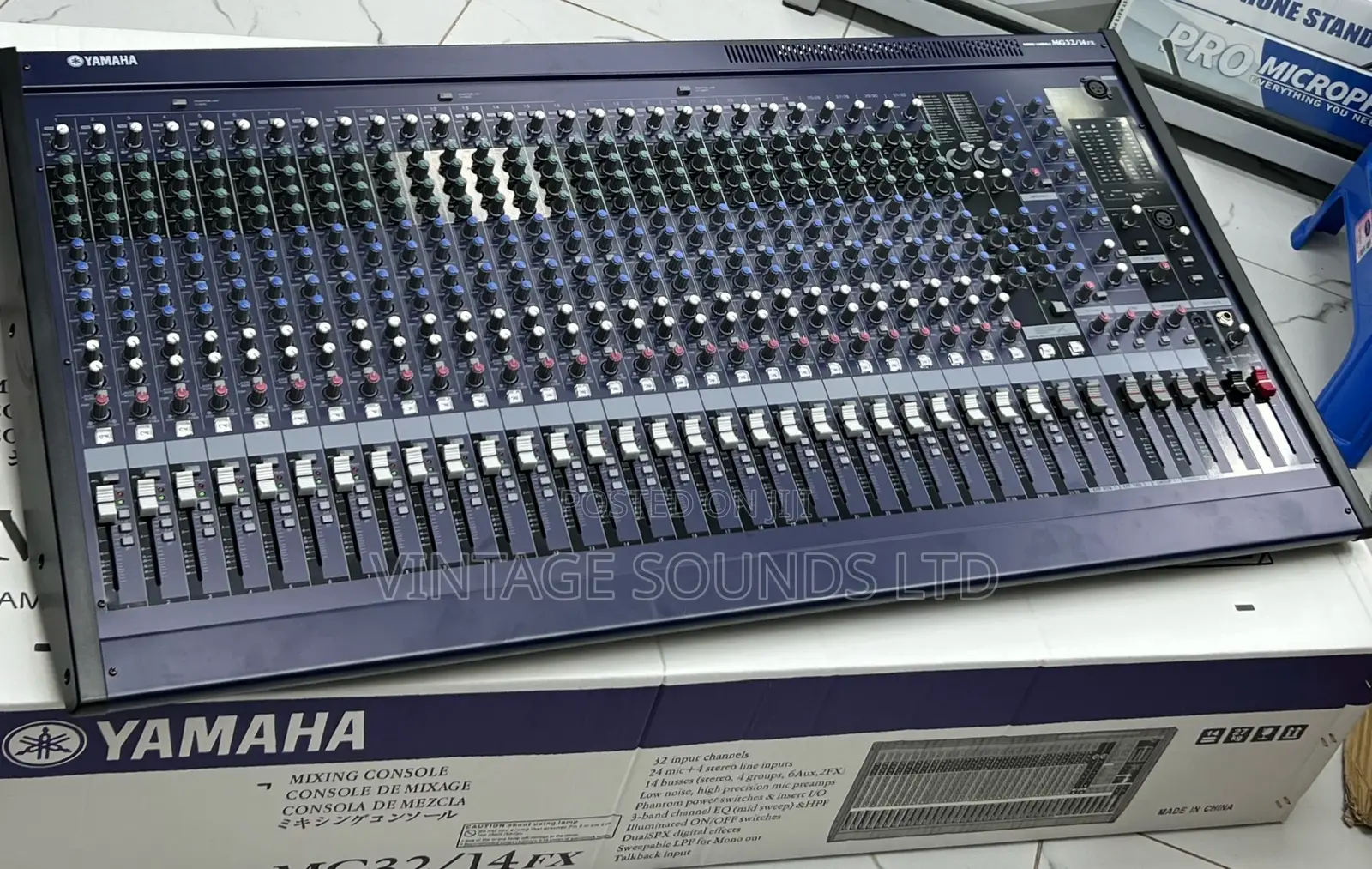 Yamaha Mixer Mg32/14fx Professional Analogue Mixing Console.