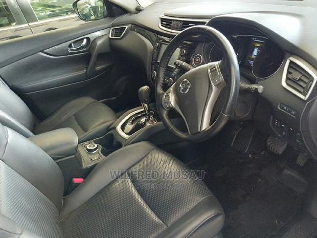 Nissan X-Trail 2015 Black - thumbnail 9