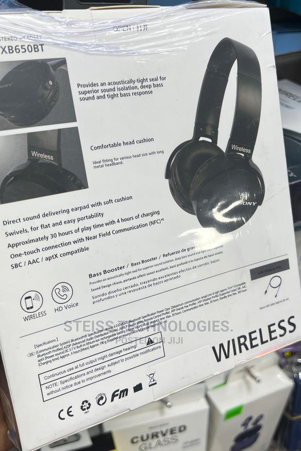Sony Extrabass Wireless Headphones. - thumbnail 2