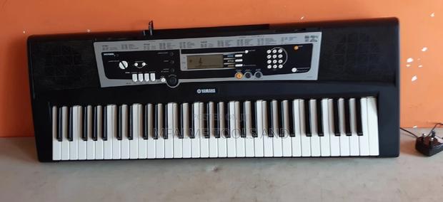 Keyboard/Piano- Yamaha Ypt-210, 61 Keys - Ex-Uk