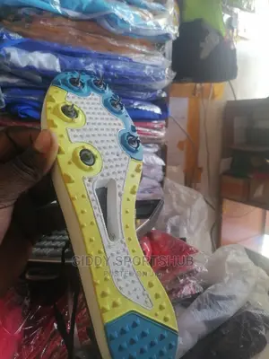 Running Spikes Mtumba